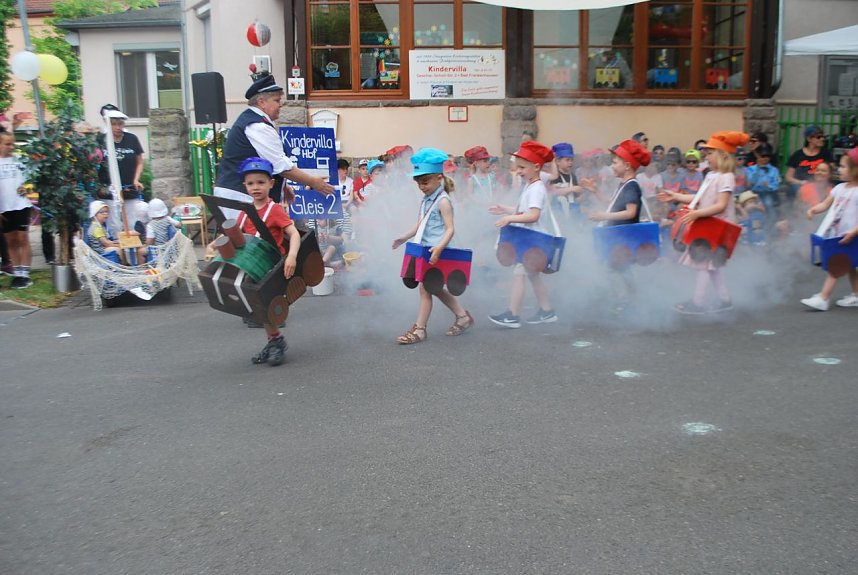 Stra&szlig;enfest der Kindervilla in Bad Frankenhausen