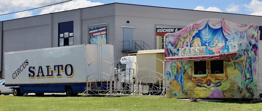 Circus Salto gastiert in Sondershausen, in der Schachtstra&szlig;e 6.