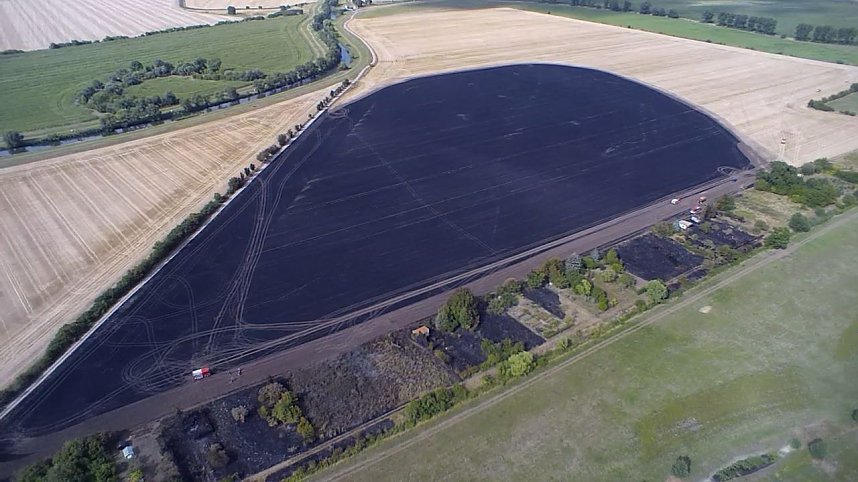 Brand eines Stoppelfeldes bei Bretleben