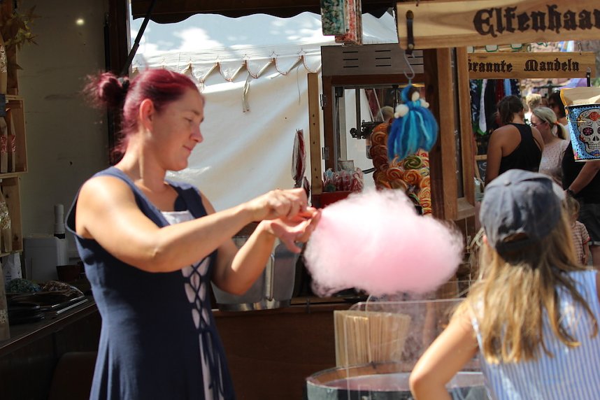 Mittelalterspektakel am Kyffh&auml;user Denkmal 