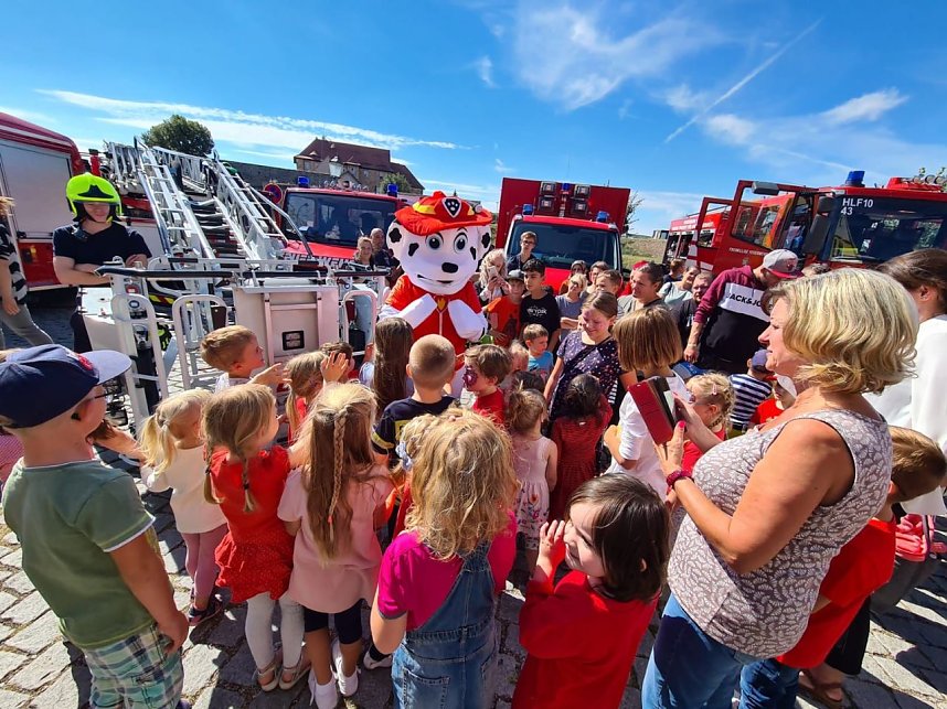 Tag der offenen T&uuml;r bei der Feuerwehr Heldrungen