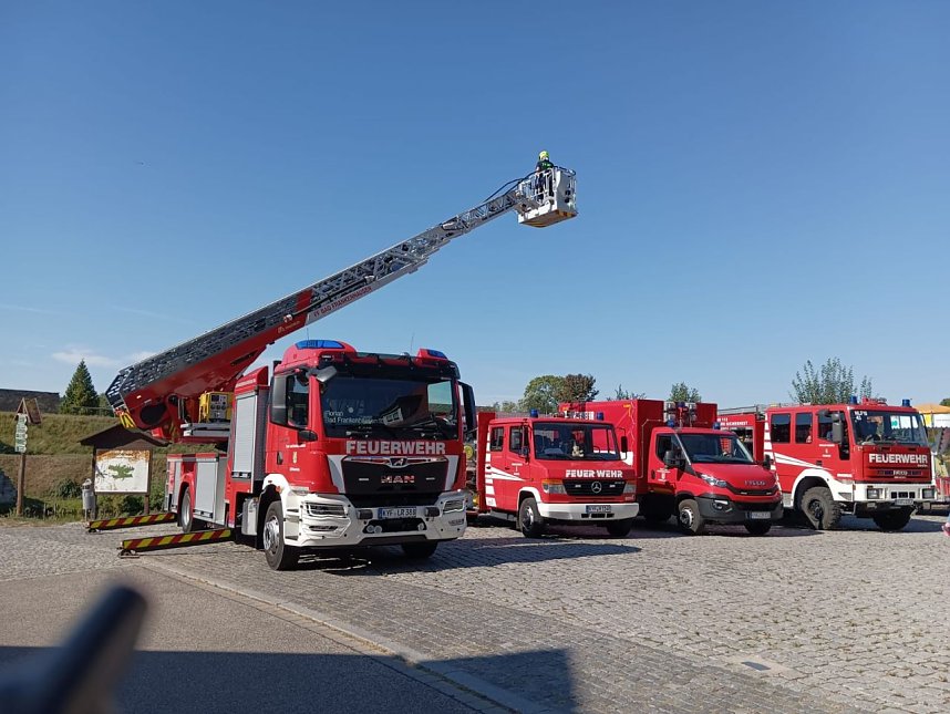 Tag der offenen T&uuml;r bei der Feuerwehr Heldrungen
