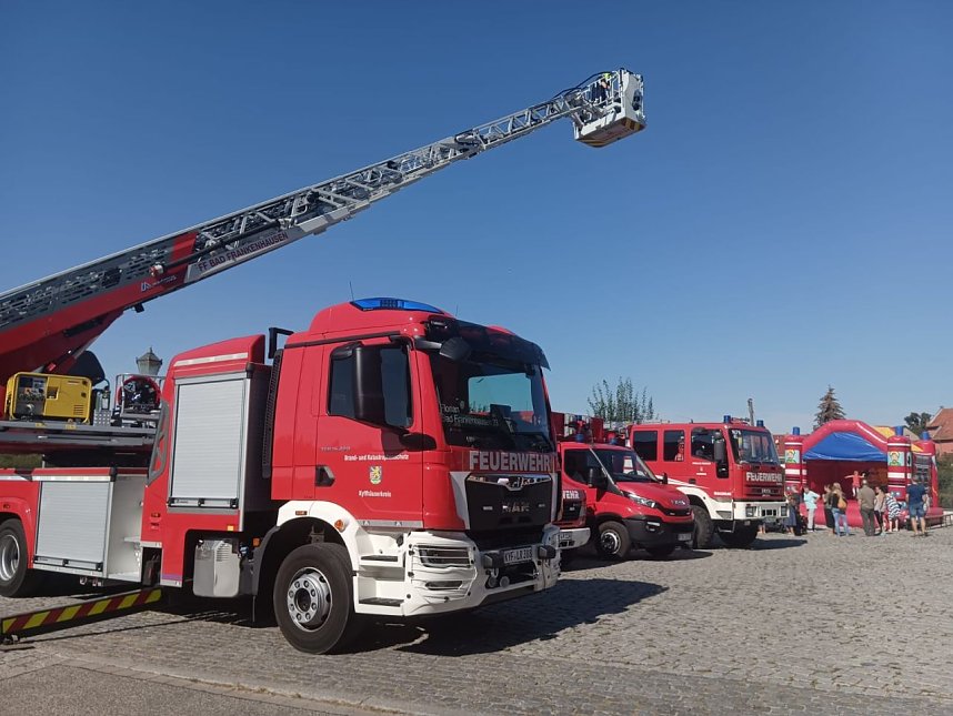 Tag der offenen T&uuml;r bei der Feuerwehr Heldrungen