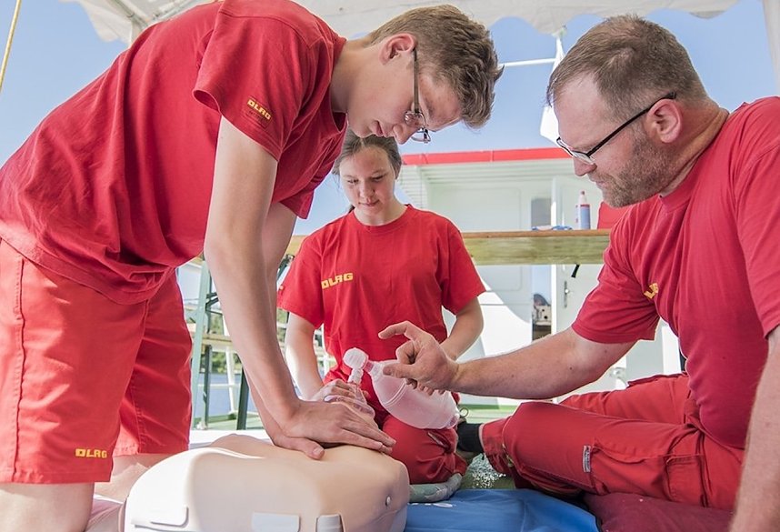Symbolbild-Lehrgang beim DLRG Kyffh&auml;userkreis