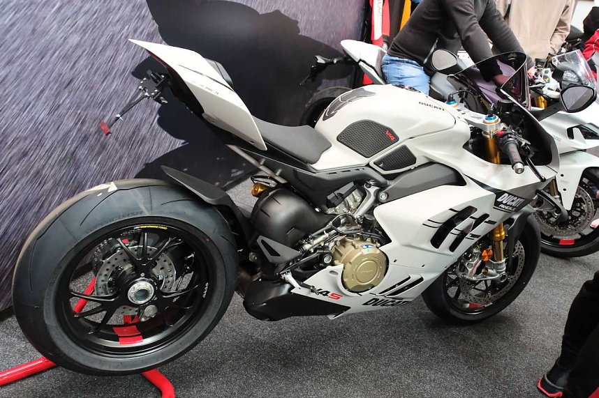 Impressionen von der Motorradmesse Erfurt