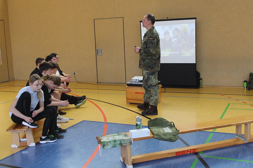Schule trifft Wirtschaft - Regelschule Ro&szlig;leben