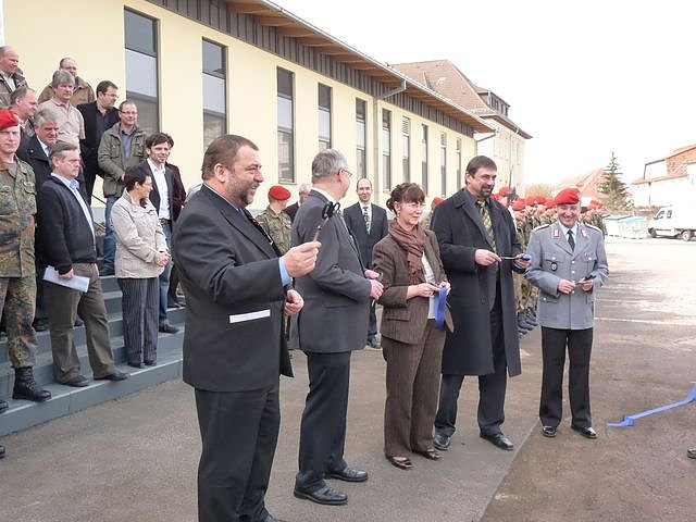 Einweihung neues Wirtschaftsgeb&auml;ude