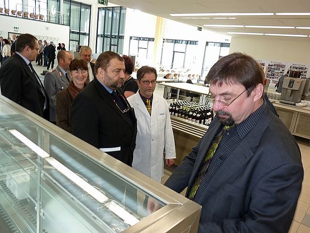 Einweihung neues Wirtschaftsgeb&auml;ude