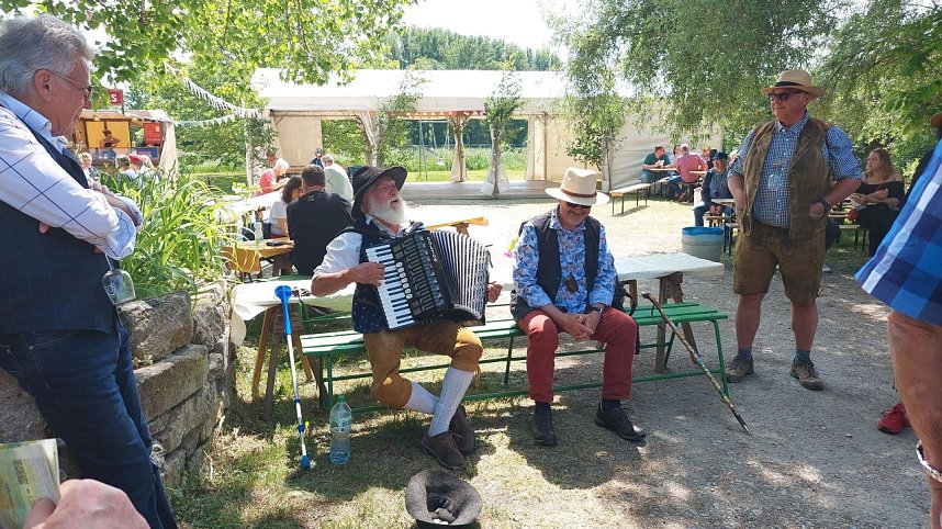 Unterwegs auf der Saale-Weinmeile