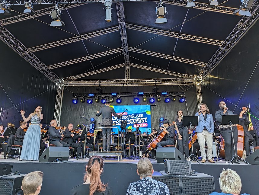 Das 20. Sondersh&auml;user Residenzfest wurde f&uuml;rstlich gefeiert