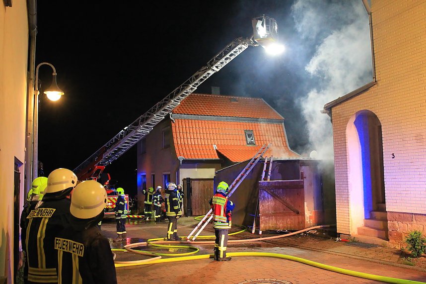 N&auml;chtlicher Brand in Bendeleben