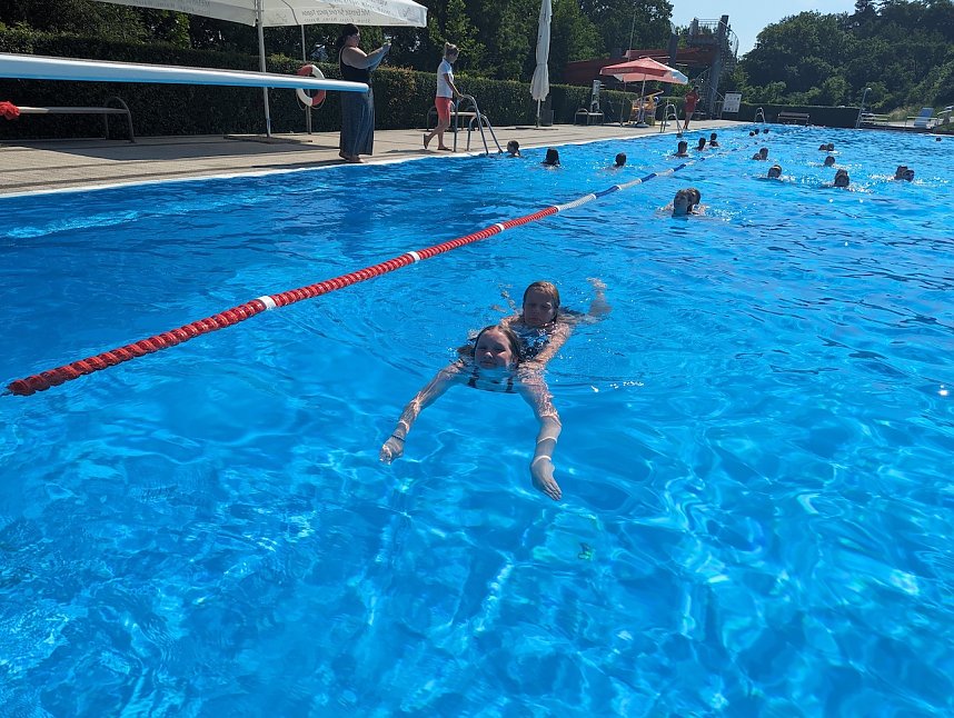 Erste Hilfe Ausbildung in Bergbad Sonnenblick