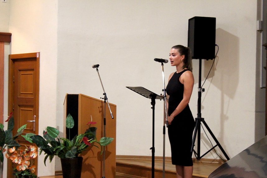 Feierstunde zum erfolgreich abgeschlossen Abi Plus des Beruflichen Gymnasium Sondershausen in Carl-Schr&ouml;der-Saal