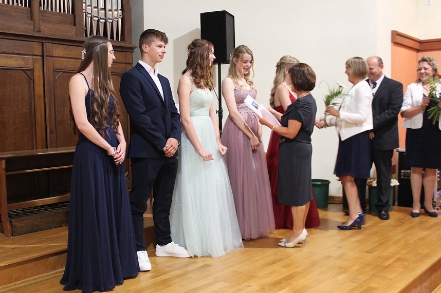 Feierstunde zum erfolgreich abgeschlossen Abi Plus des Beruflichen Gymnasium Sondershausen in Carl-Schr&ouml;der-Saal