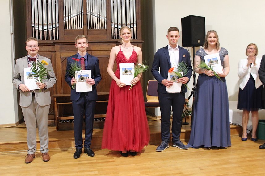 Feierstunde zum erfolgreich abgeschlossen Abi Plus des Beruflichen Gymnasium Sondershausen in Carl-Schr&ouml;der-Saal