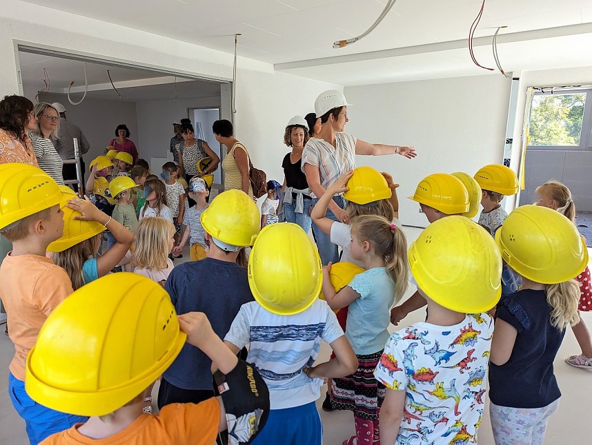 Schlossparkspatzen zu Gast in neuer Kita in Sondershausen