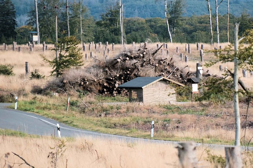 In Rothes&uuml;tte und am Stausee Kelbra