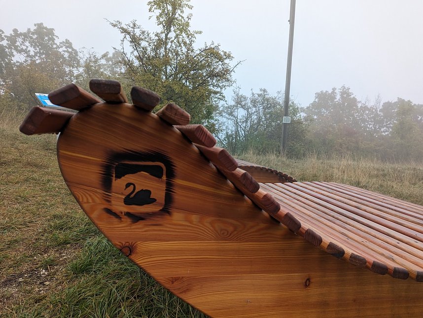 Der Frauenberg-Trai (Sondershausen) ist ein Familienerlebniswanderweg mit sieben verschiedene Erlebnisstationen