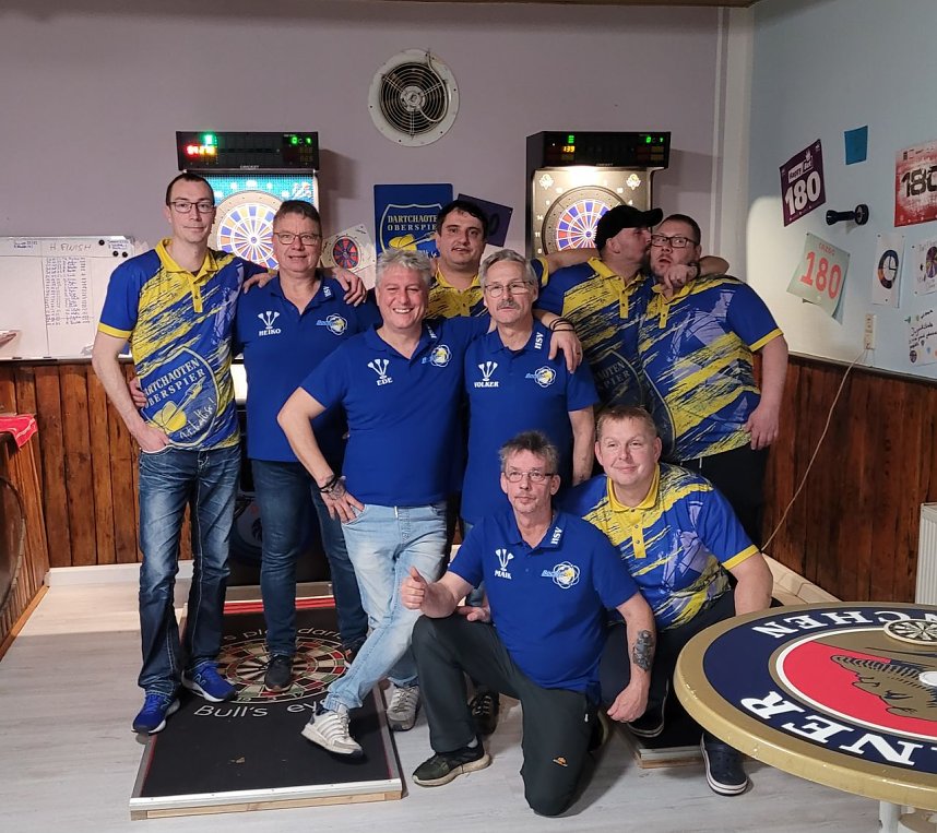 Bei den Dartchaoten freut man sich zum Saisonauftakt &uuml;ber ein Derby