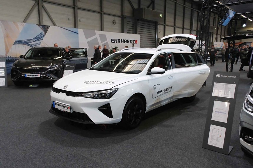 Peter Blei unterwegs auf der Automesse Erfurt