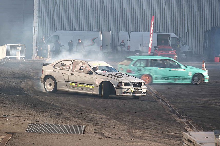 Peter Blei unterwegs auf der Automesse Erfurt