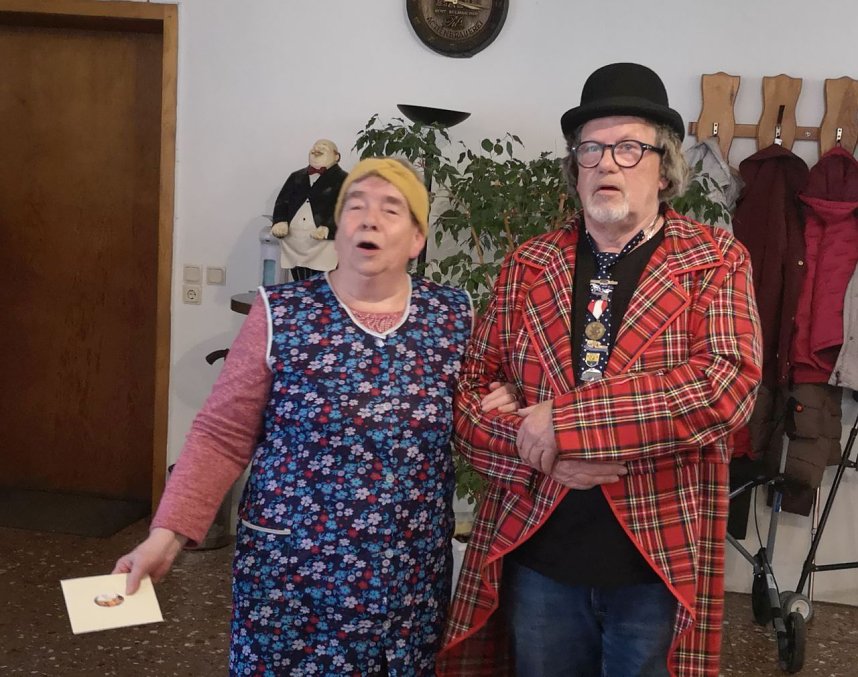 Ausgelassene Faschingsfeier bei der Volksolidarit&auml;t in Sondershausen