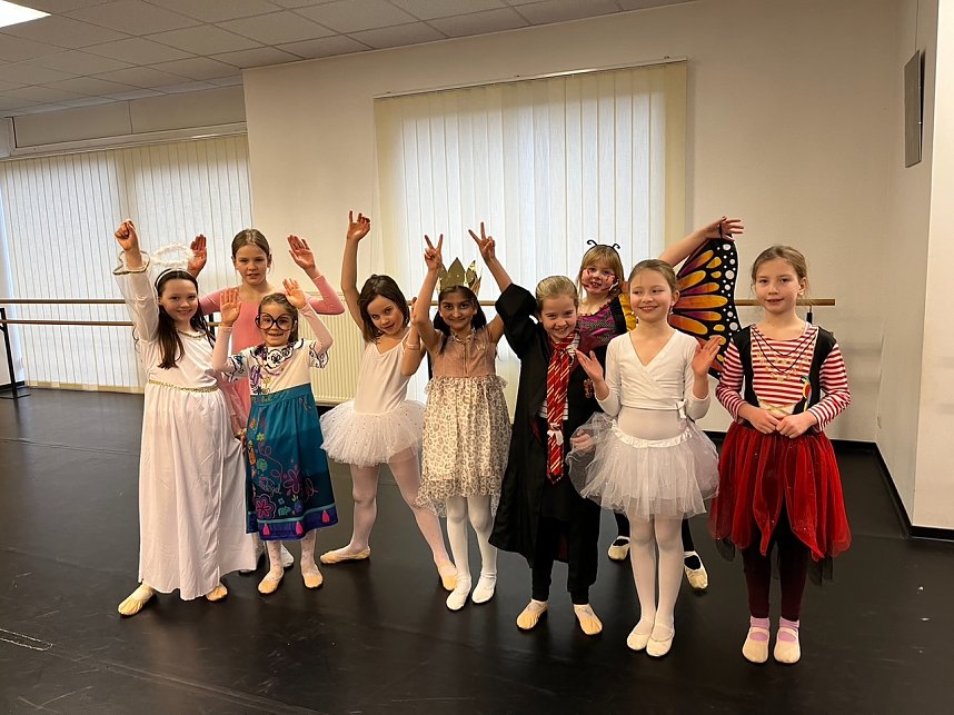 Faschingswoche im Tanzstudio Radeva