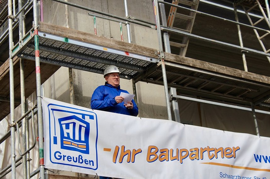 Richtfest f&uuml;r den Anbau zum Berufsschulcampus des Staatlichen Berufsschulzentrums II im Kyffh&auml;userkreis 