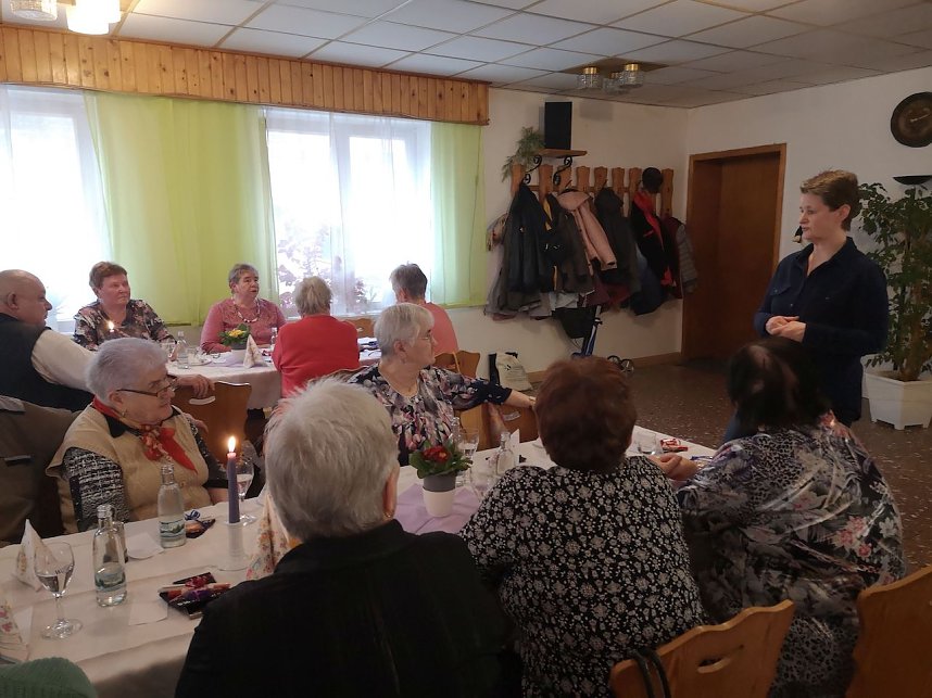 Frauentags-Kaffee im WB 4 gemeinsam mit Freunden