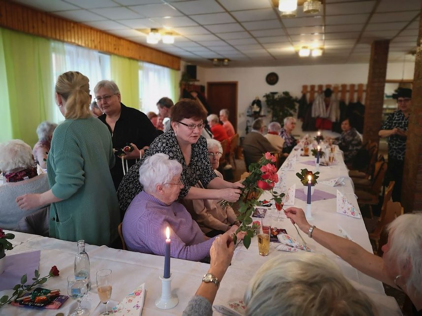 Frauentags-Kaffee im WB 4 gemeinsam mit Freunden