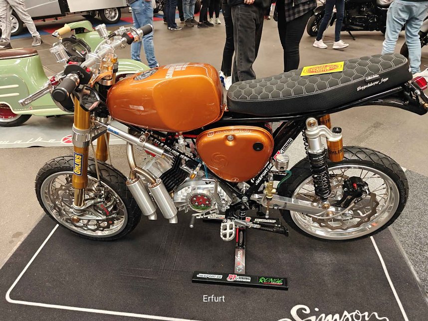 Peter Blei unterwegs auf der Motorradmesse