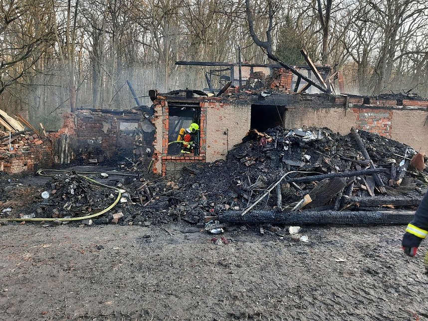 Brand und L&ouml;scharbeiten in Heldrungen