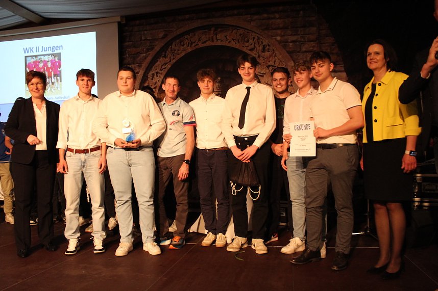 26. Kyffh&auml;user Sportgala auf dem Burghof am Kyffh&auml;user. Ehrung der Sportlerinnen und Sportler