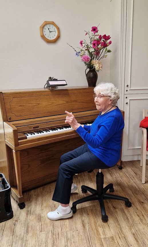 Frankenh&auml;user Frauenchor besuchte das Ilfelder Seniorenwerk Sonnenhof 