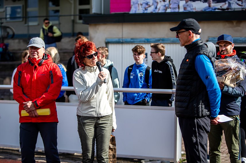 Verabschiedung einer Legende im Schulsport. Uwe R&uuml;diger geht in den Ruhestand