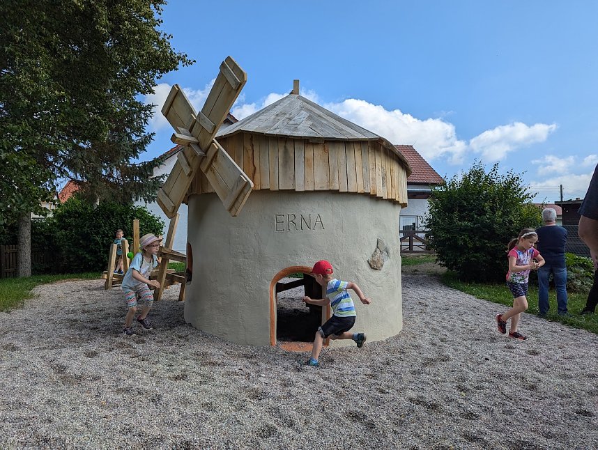 M&uuml;hlenspielplatz in Immenrode er&ouml;ffnet