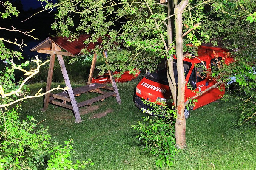 Suchaktion am Gro&szlig;enehricher Stau