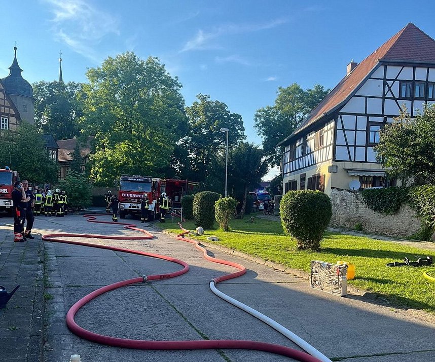 Ausgebranntes Auto in Gorsleben