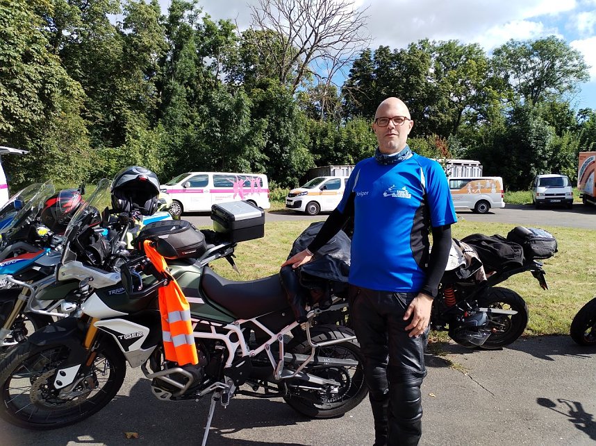 Wir machen Wald - vergangenes Wochenende trafen sich Motorradfahrer um f&uuml;r die gute Sache Gas zu geben