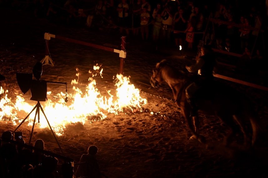 Hochprofessionelle Reitershow mit "Wenzel Ritterspiele"