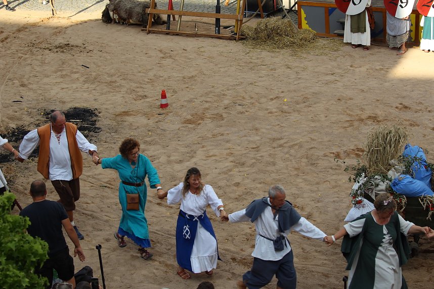 Zwei Tage lang feierten die Langensalzaer mit ihren G&auml;sten aus nah und fern ihr 30. Mittelalterstadtfest