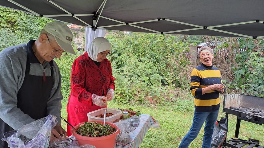 Internationale Kochshow in der Trinitatisgemeinde in Sondershausen
