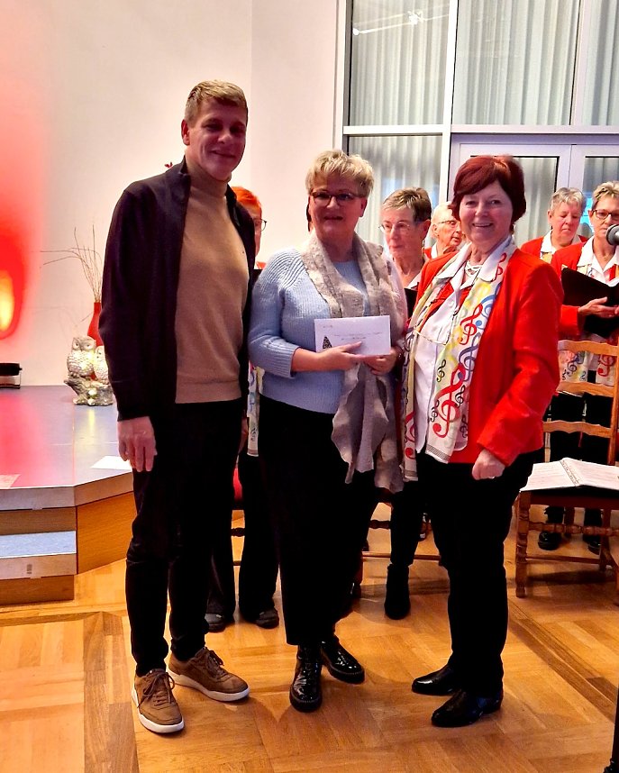 Benefizkonzert am 1. Advent in Bad Frankenhausen - Spenden&uuml;bergabe