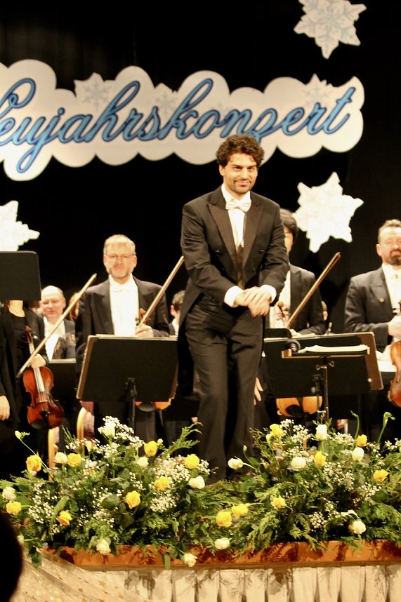 Neujahrskonzert des Loh-Orchesters in Bad Langensalza unter der Leitung von Julian Gaudiano (1. Kapellmeister TN LOS)