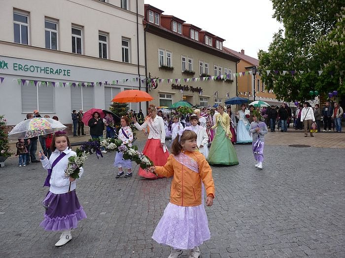 Fliederfest er&ouml;ffnet