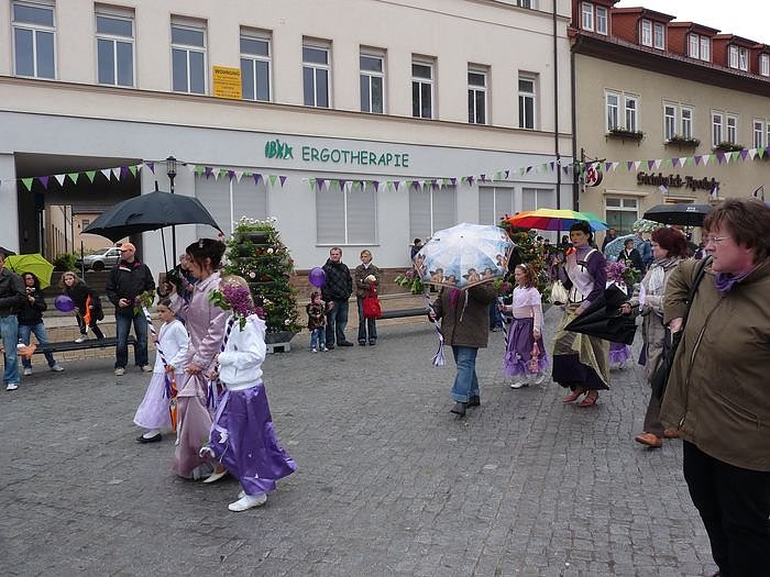 Fliederfest er&ouml;ffnet