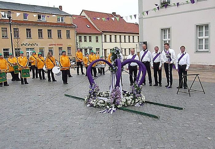 Fliederfest er&ouml;ffnet