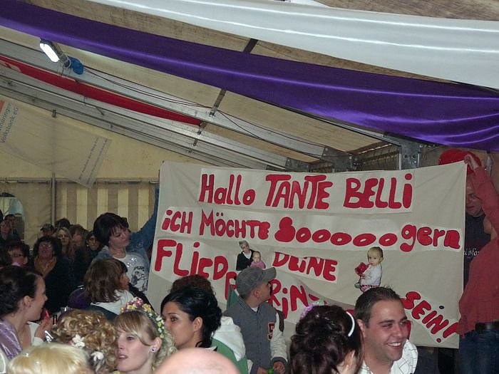 Fliederk&ouml;nigin gew&auml;hlt