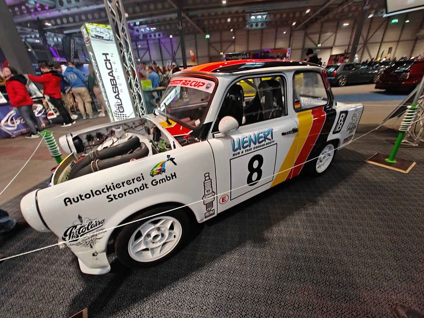 Peter Blei unterwegs auf der Automesse Erfurt