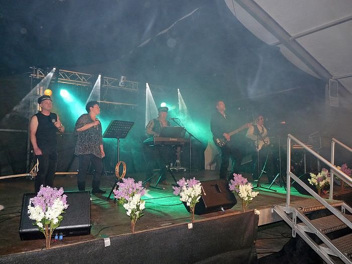 Fliederk&ouml;nigin gew&auml;hlt